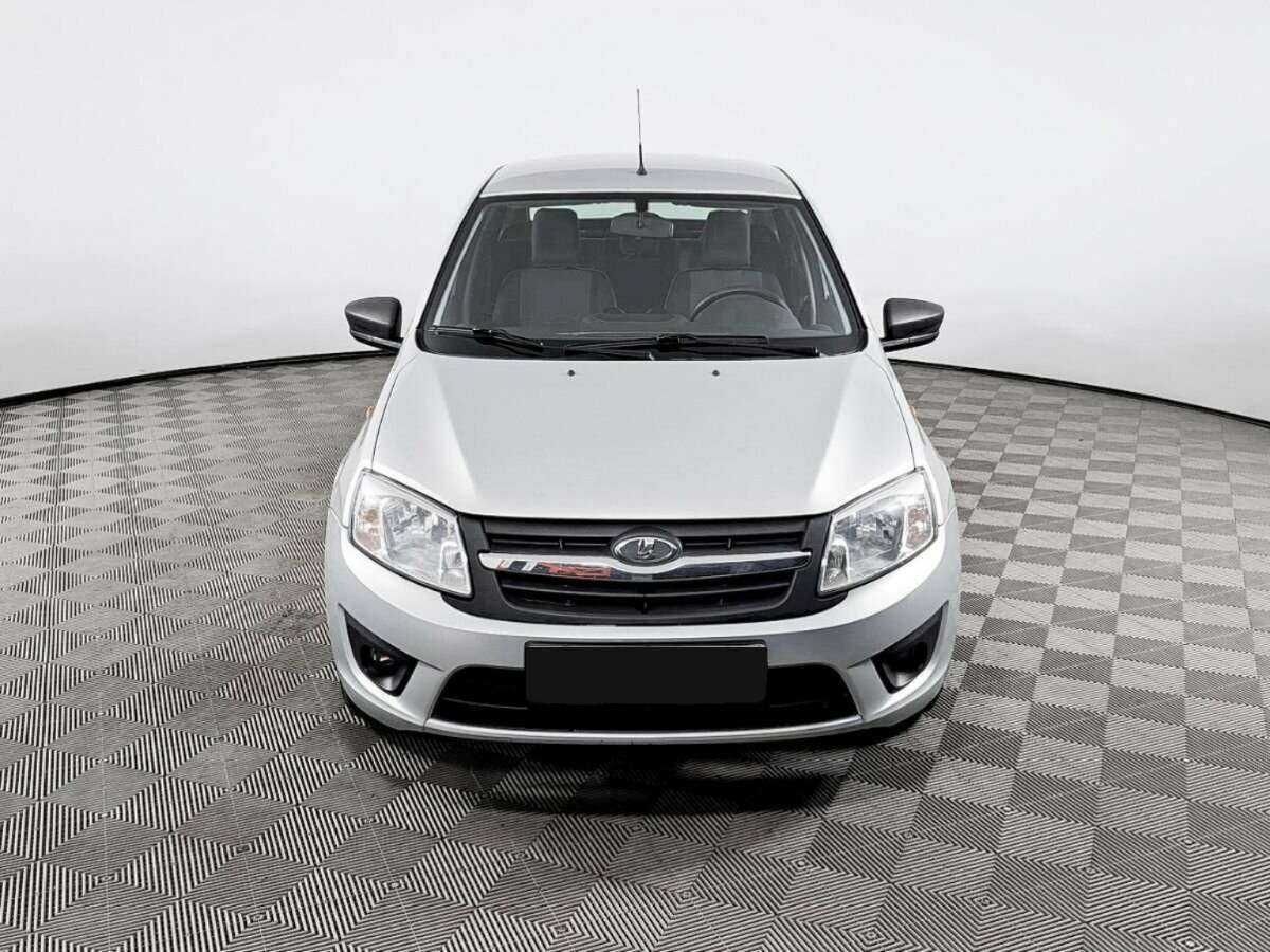 Lada (ВАЗ) Granta с пробегом — 2016 год. Фото: #1