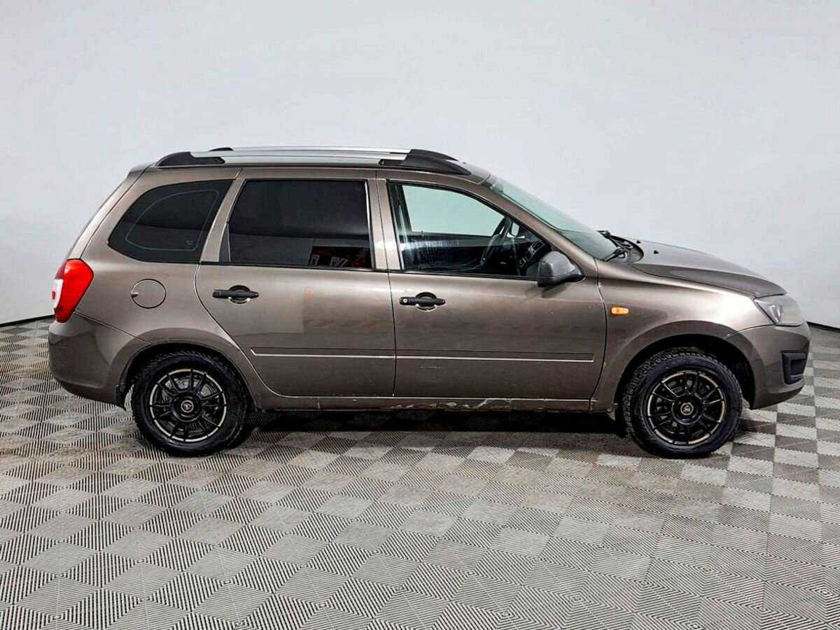 Lada (ВАЗ) Kalina с пробегом — 2015 год. Фото: #3