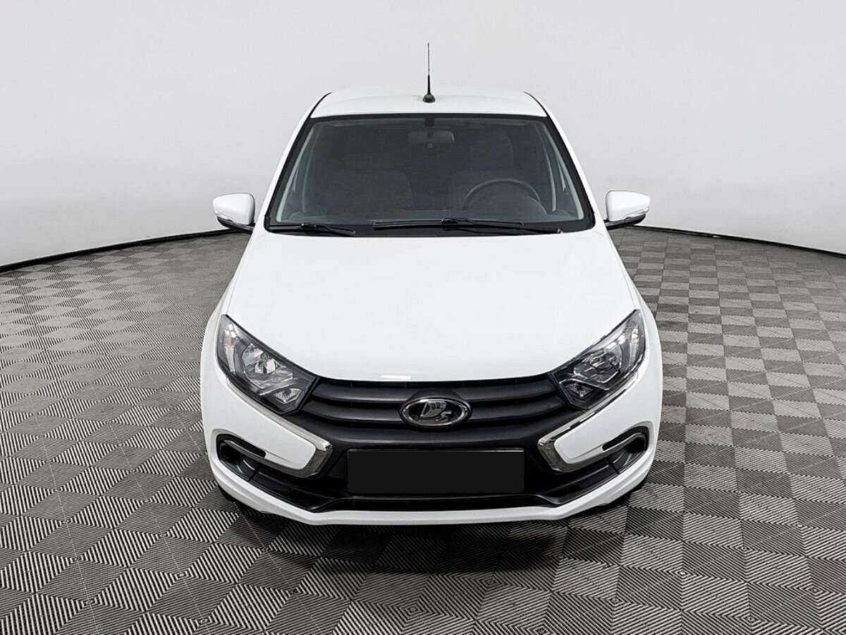 Lada (ВАЗ) Granta с пробегом — 2021 год. Фото: #1