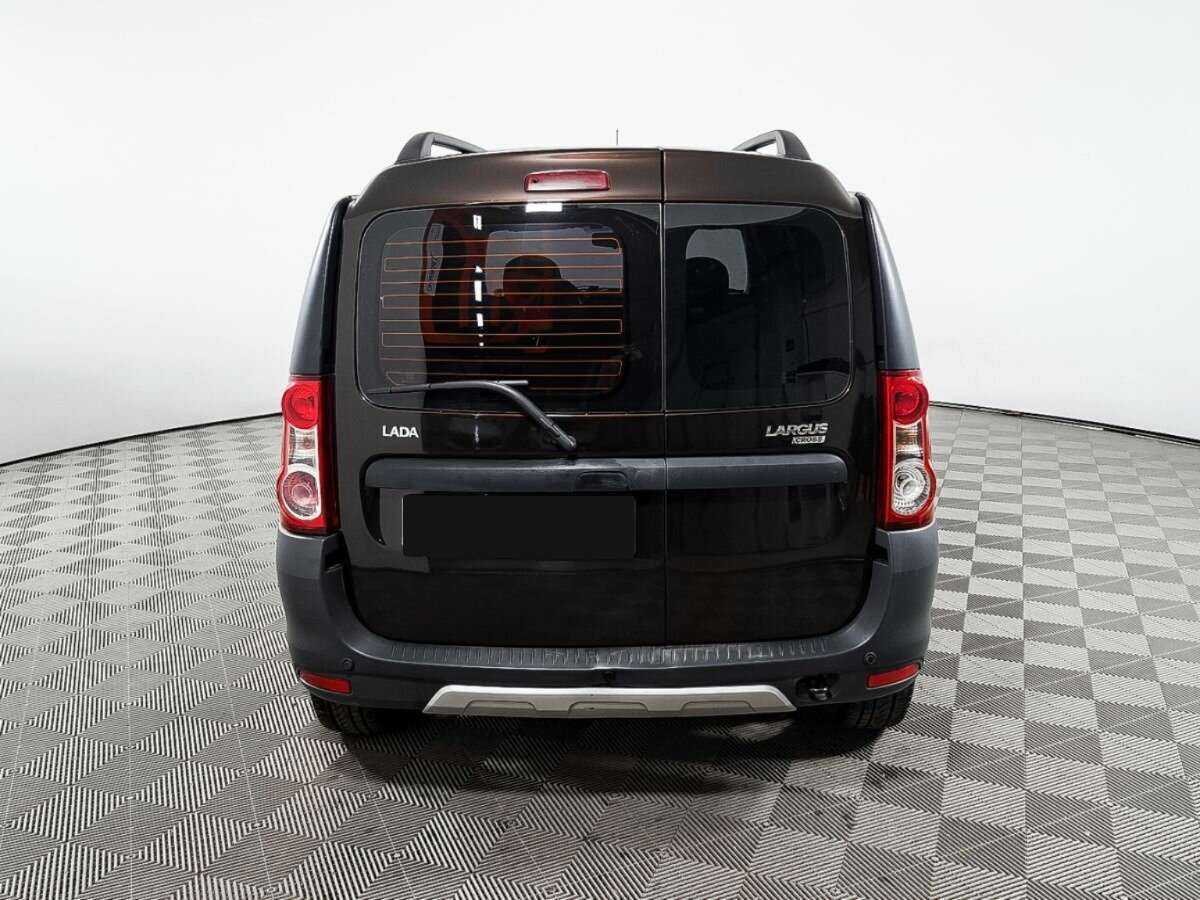 Lada (ВАЗ) Largus с пробегом — 2019 год. Фото: #5