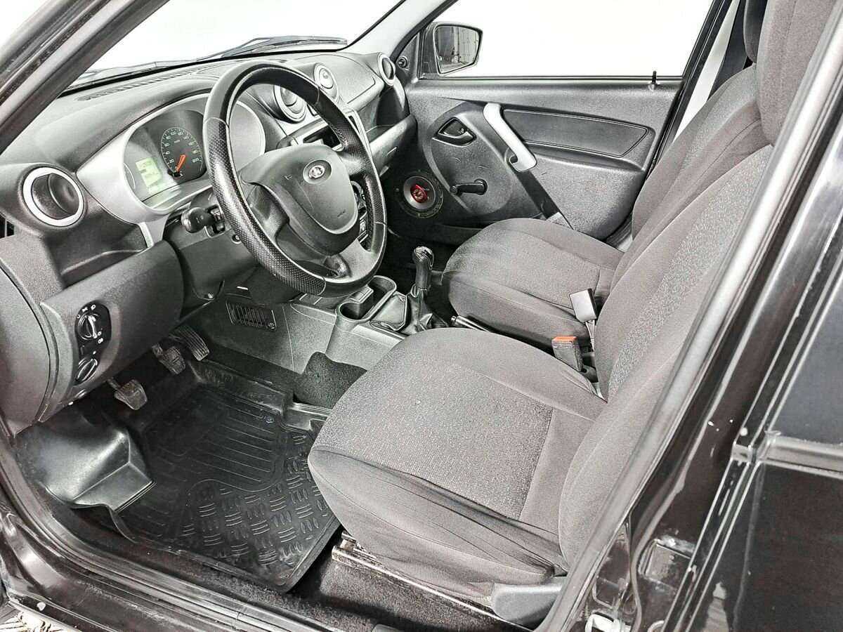 Lada (ВАЗ) Granta с пробегом — 2017 год. Фото: #13