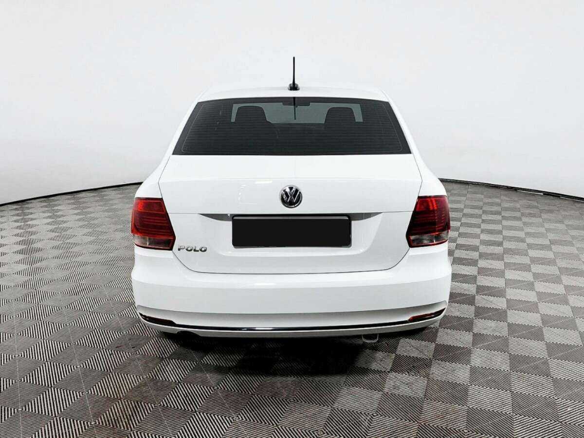 Volkswagen Polo с пробегом — 2019 год. Фото: #5