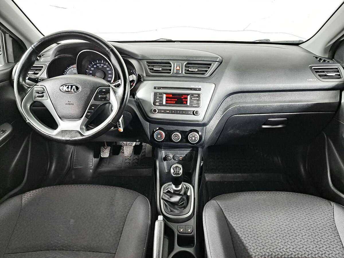 Kia Rio с пробегом — 2016 год. Фото: #9
