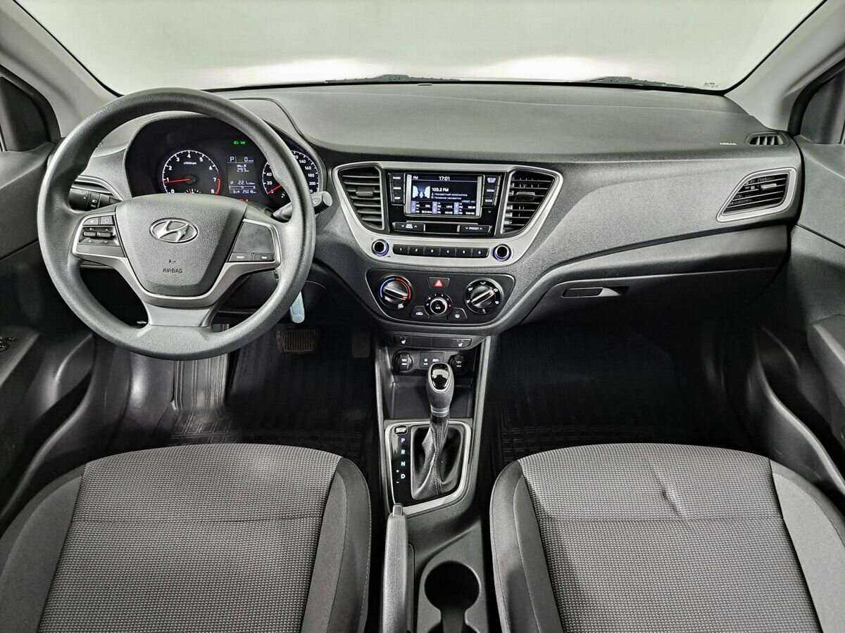 Hyundai Solaris с пробегом — 2018 год. Фото: #12