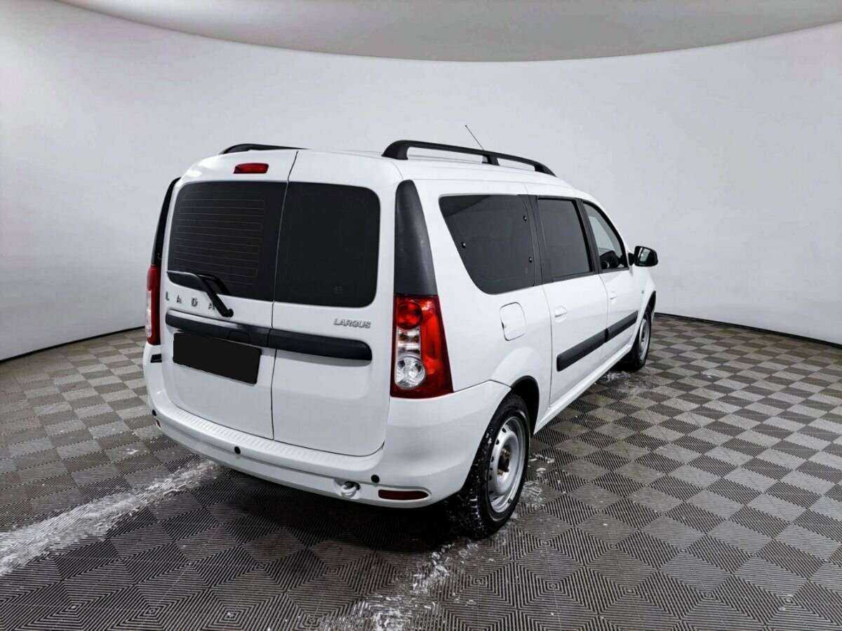 Lada (ВАЗ) Largus с пробегом — 2021 год. Фото: #4