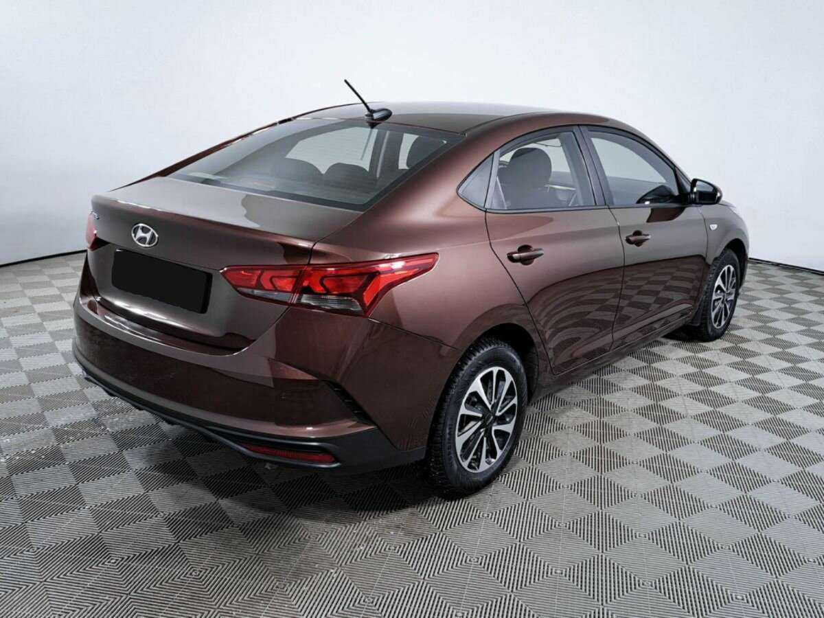 Hyundai Solaris с пробегом — 2021 год. Фото: #4