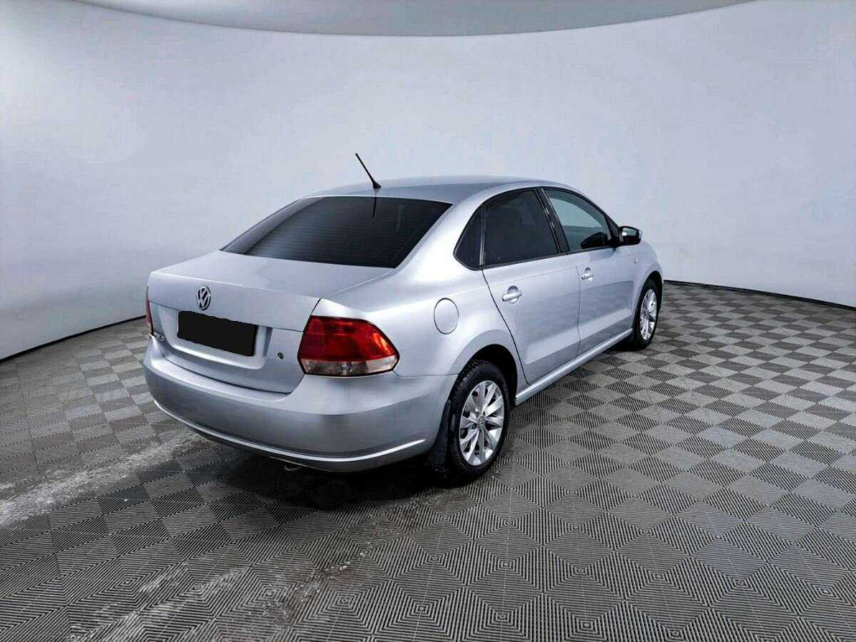Volkswagen Polo с пробегом — 2014 год. Фото: #4