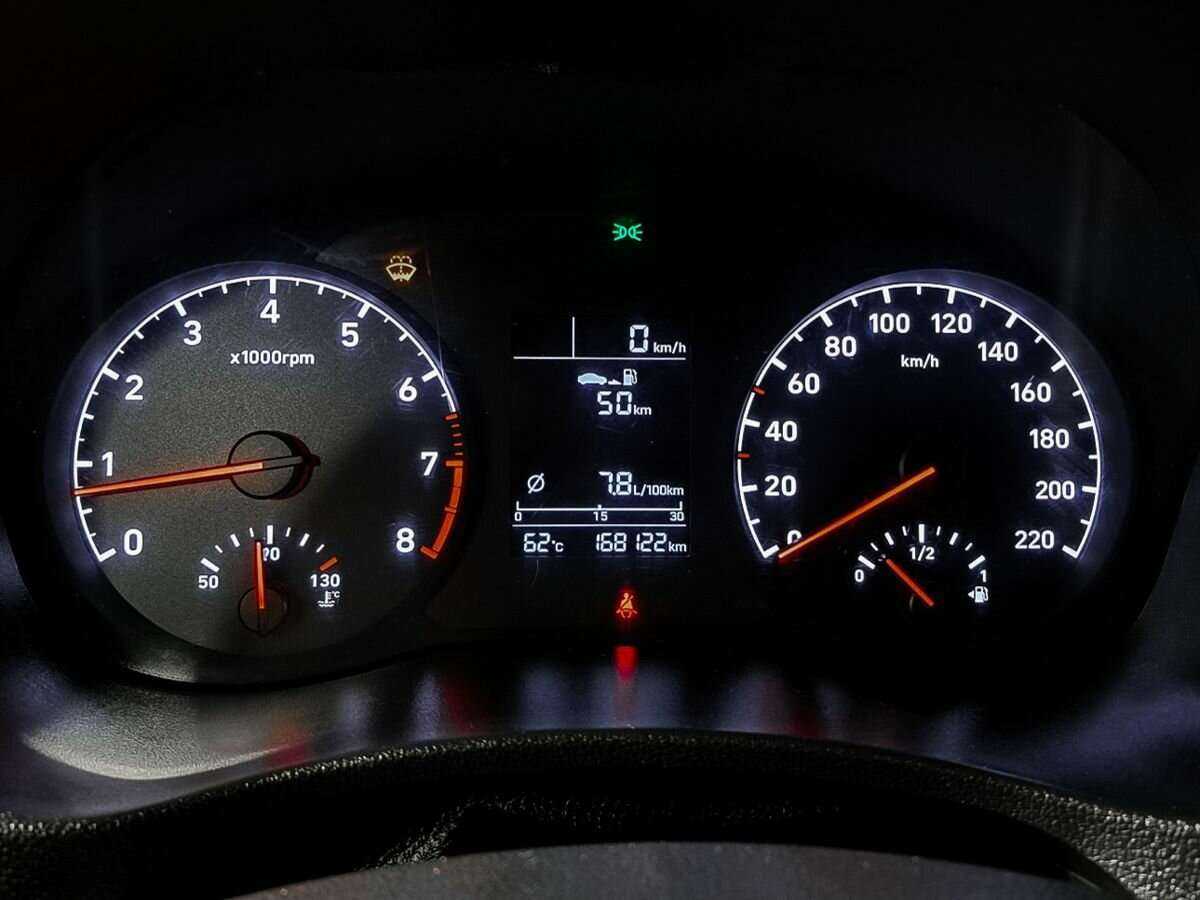 Hyundai Solaris с пробегом — 2019 год. Фото: #10