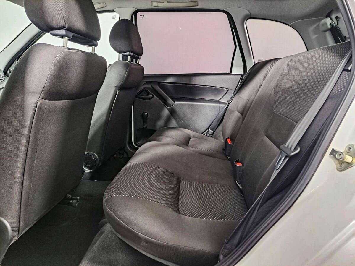 Lada (ВАЗ) Kalina с пробегом — 2013 год. Фото: #11