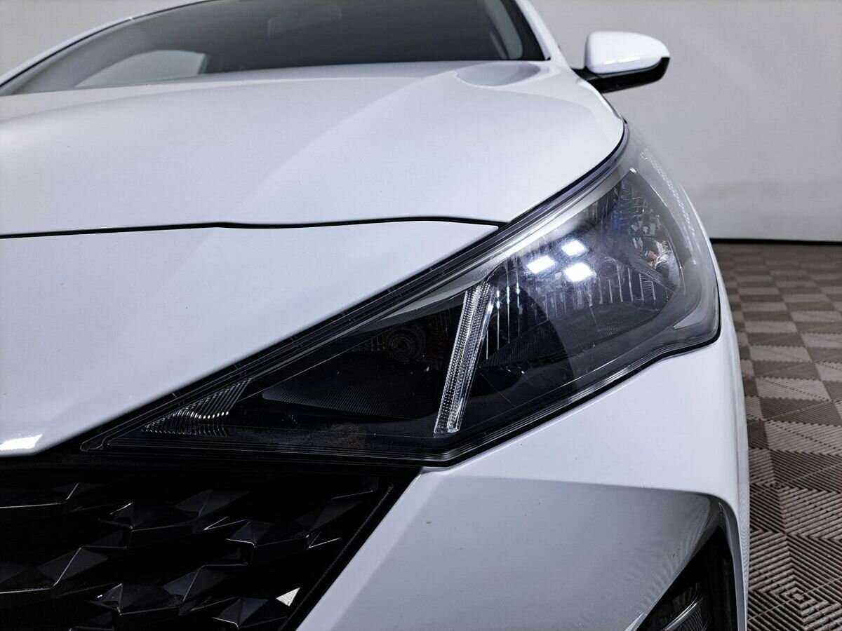 Hyundai Solaris с пробегом — 2021 год. Фото: #15