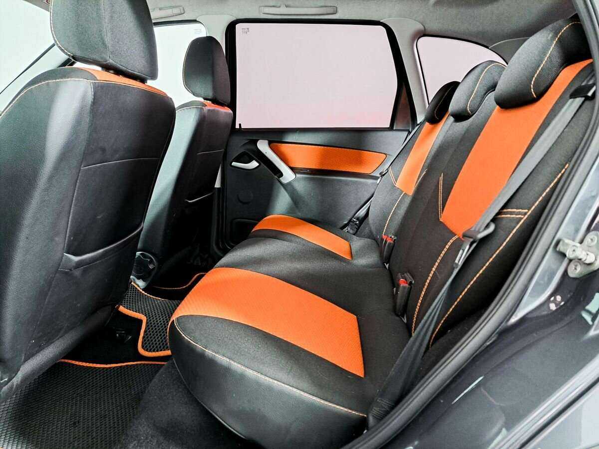 Lada (ВАЗ) Kalina с пробегом — 2018 год. Фото: #9