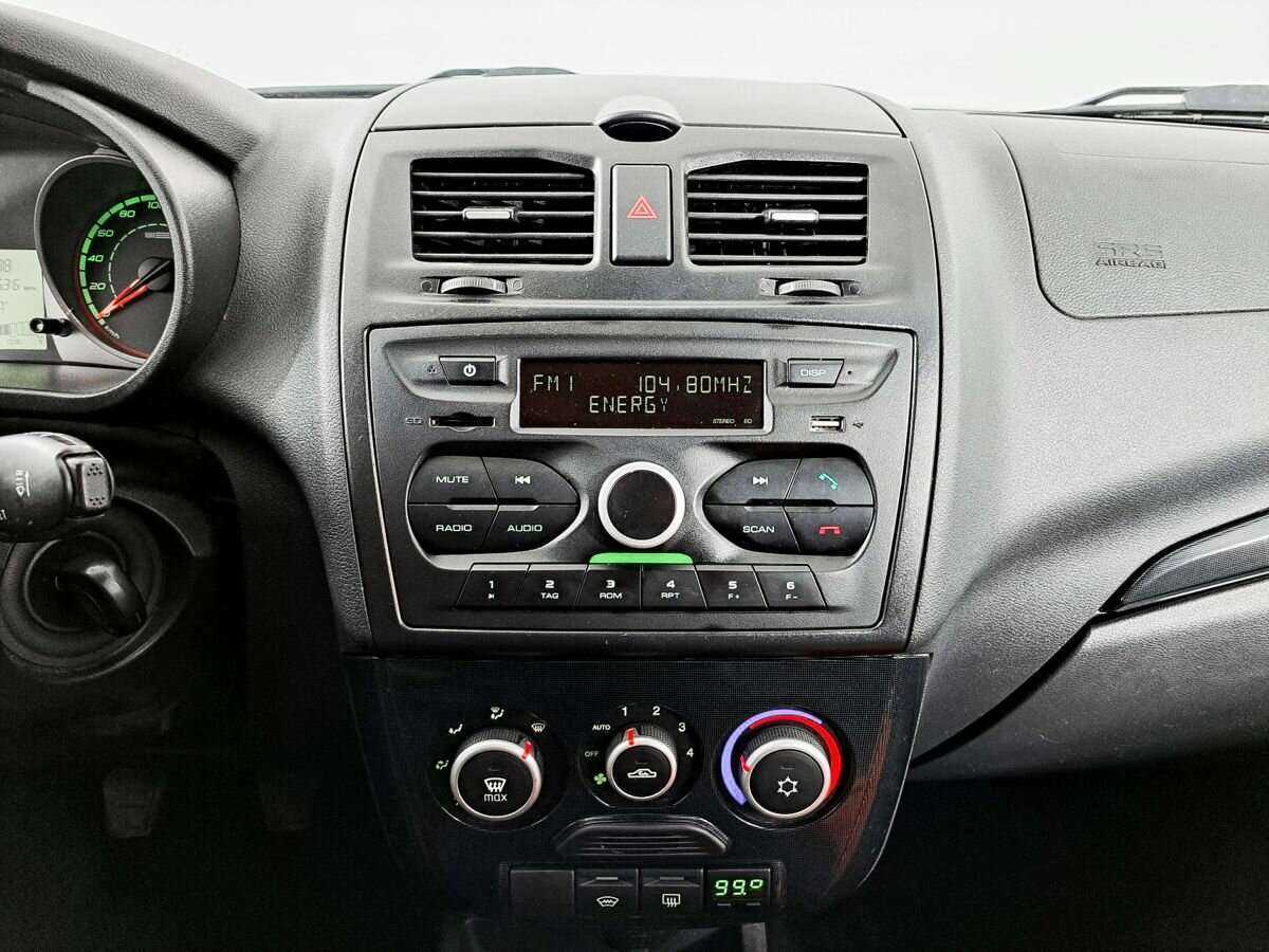 Lada (ВАЗ) Kalina с пробегом — 2018 год. Фото: #12