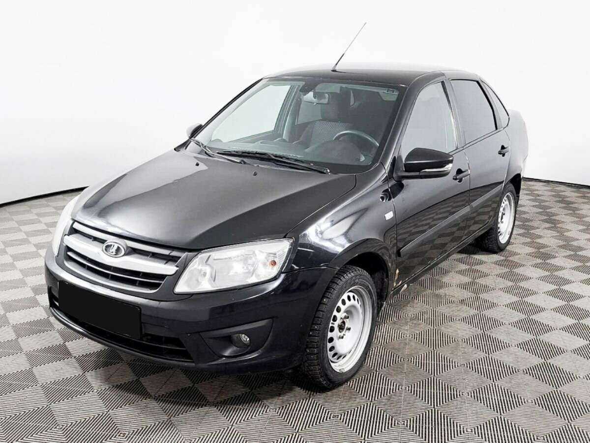 Lada (ВАЗ) Granta с пробегом — 2014 год. Фото: #16