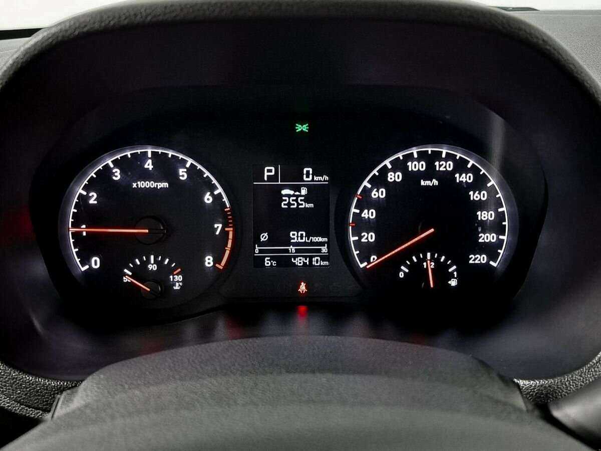 Hyundai Solaris с пробегом — 2019 год. Фото: #10