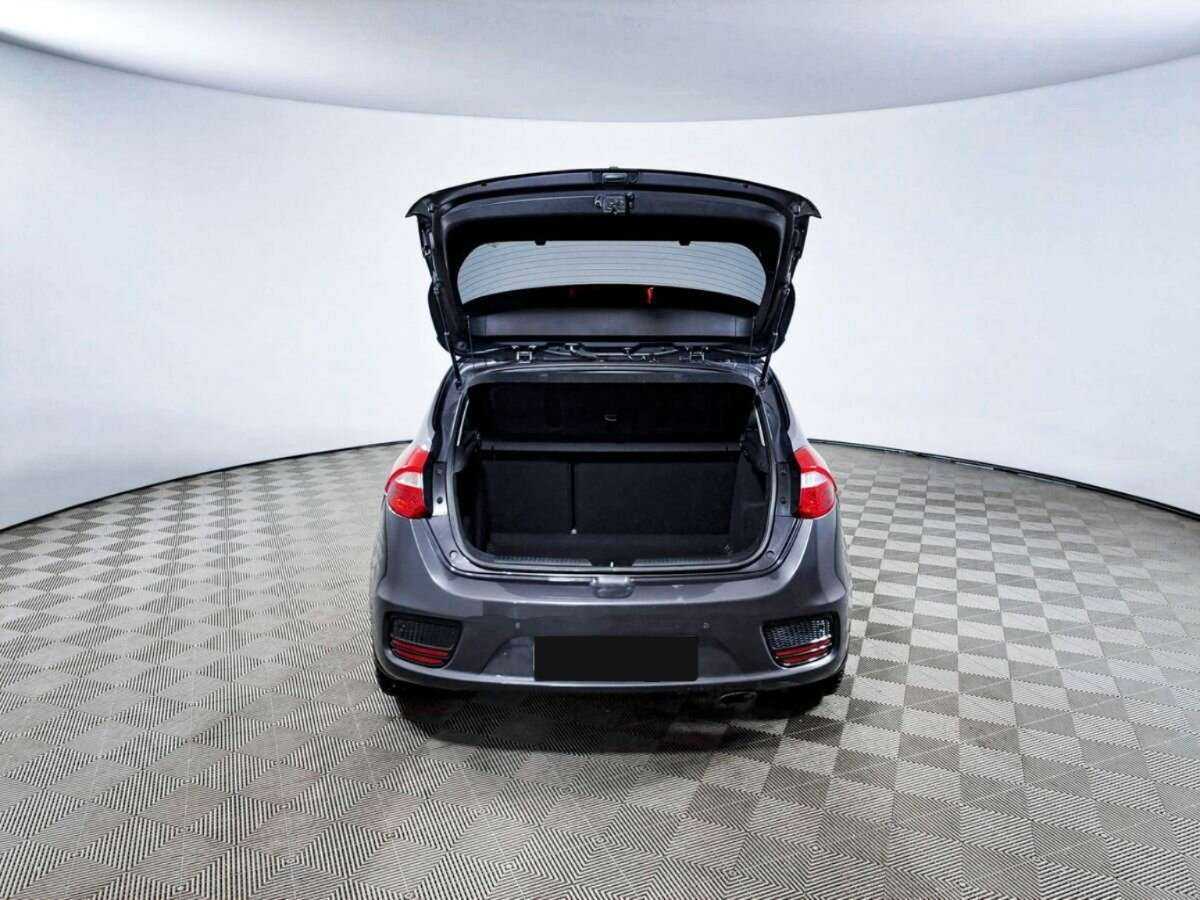 Kia Ceed с пробегом — 2018 год. Фото: #9