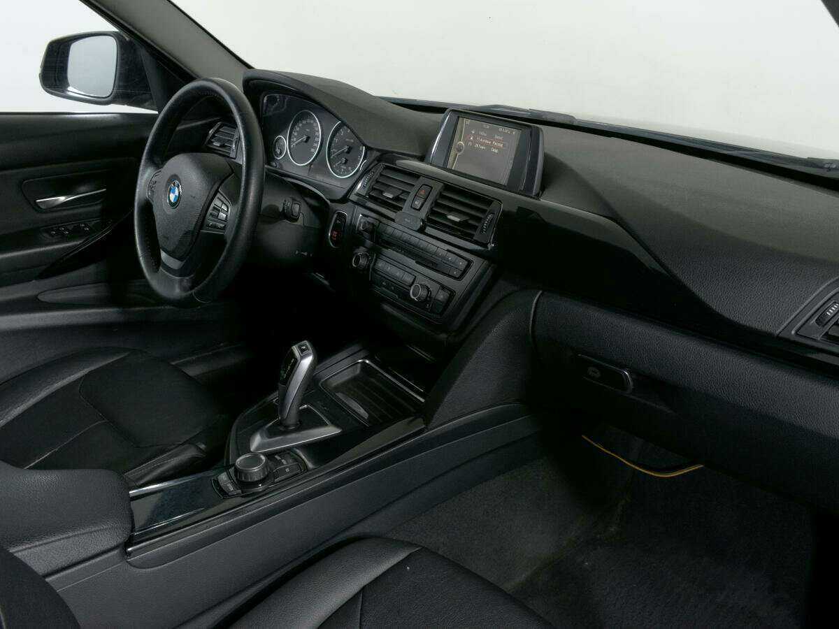 BMW 3 серии с пробегом — 2014 год. Фото: #8