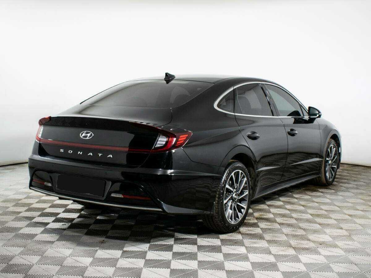 Hyundai Sonata с пробегом — 2020 год. Фото: #3