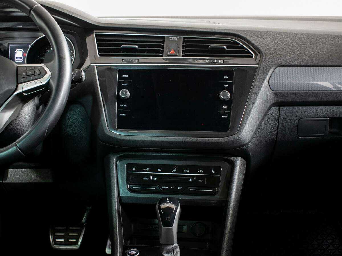Volkswagen Tiguan с пробегом — 2021 год. Фото: #10