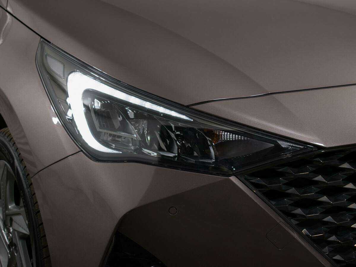 Hyundai Solaris с пробегом — 2021 год. Фото: #19