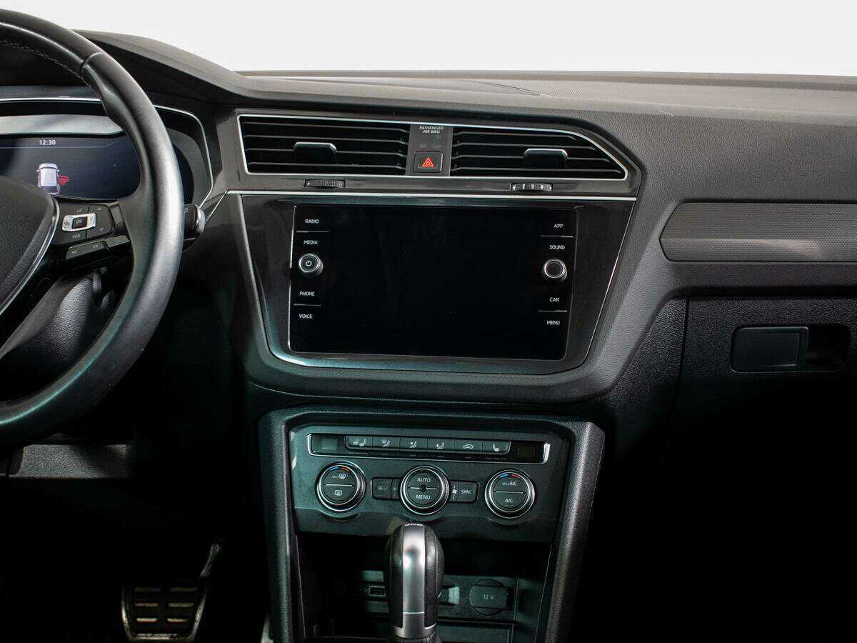 Volkswagen Tiguan с пробегом — 2018 год. Фото: #10