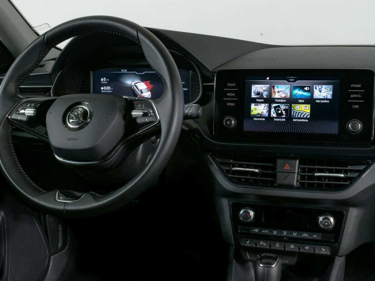 Skoda Rapid с пробегом — 2021 год. Фото: #7