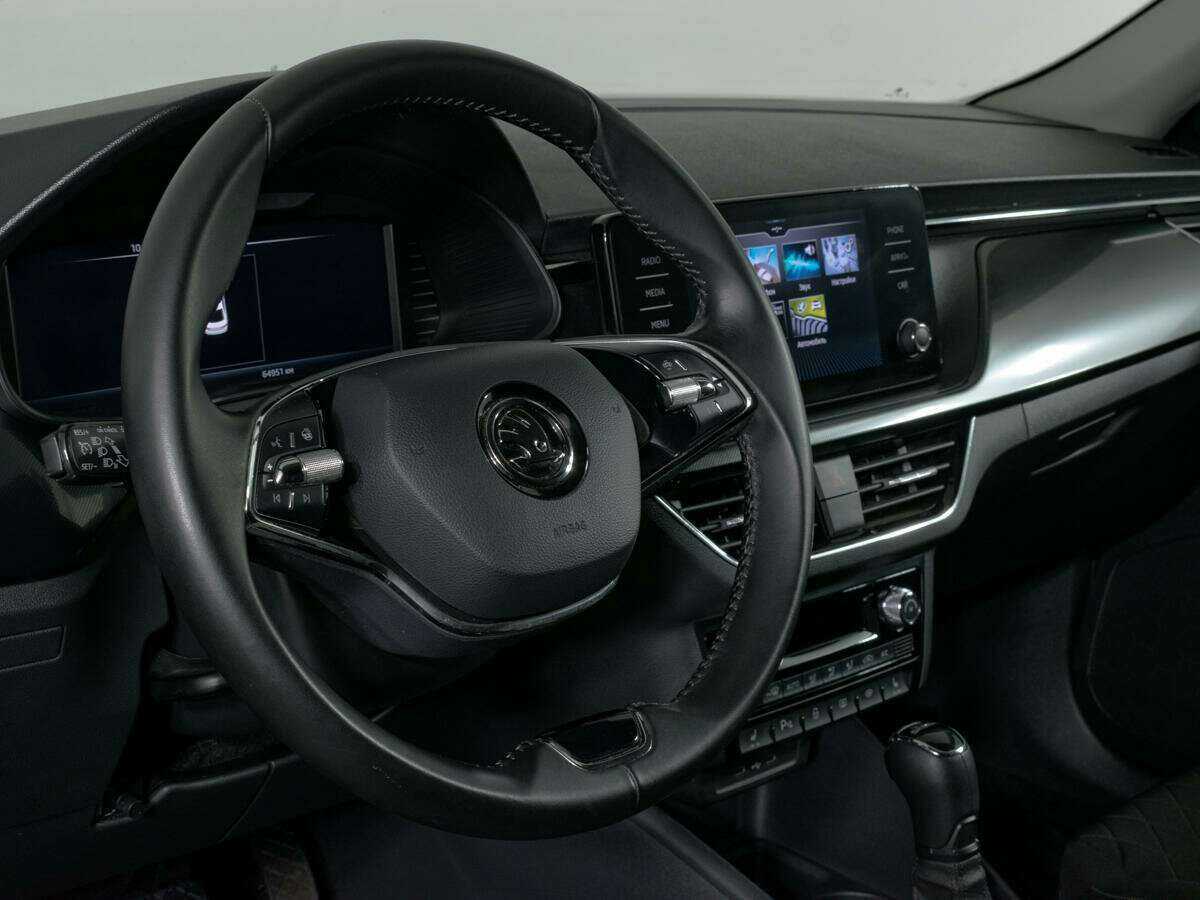 Skoda Rapid с пробегом — 2021 год. Фото: #10
