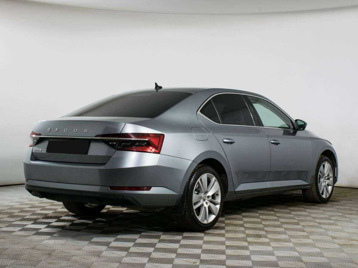 Skoda Superb с пробегом — 2019 год. Фото: #4