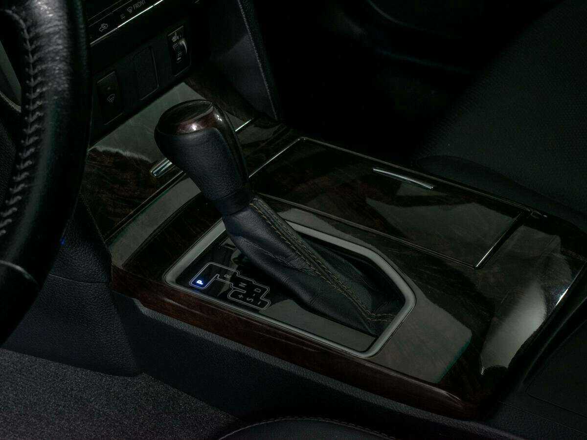 Toyota Camry с пробегом — 2017 год. Фото: #15