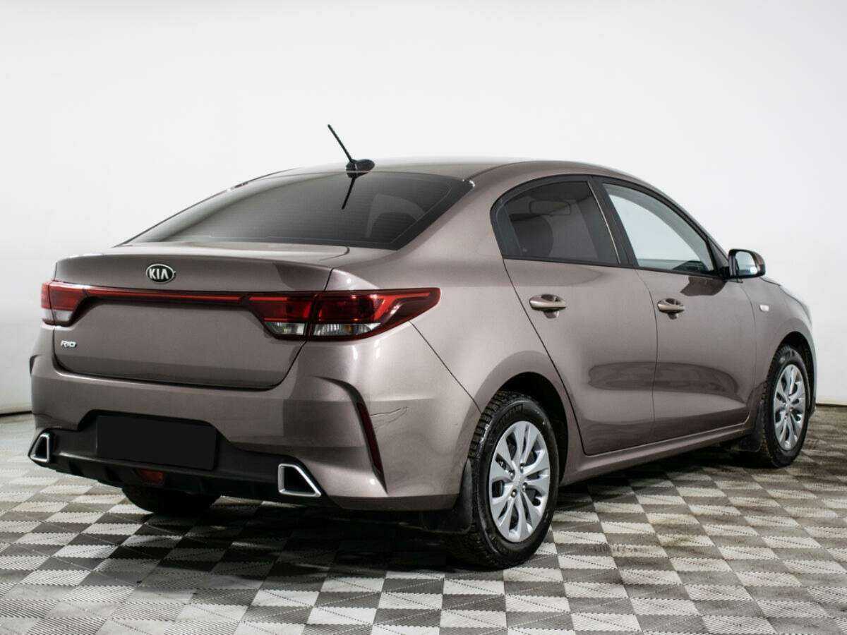 Kia Rio с пробегом — 2021 год. Фото: #4