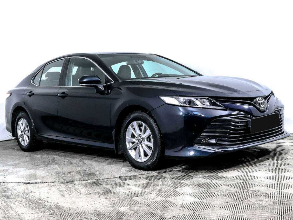 Toyota Camry с пробегом — 2019 год. Фото: #2