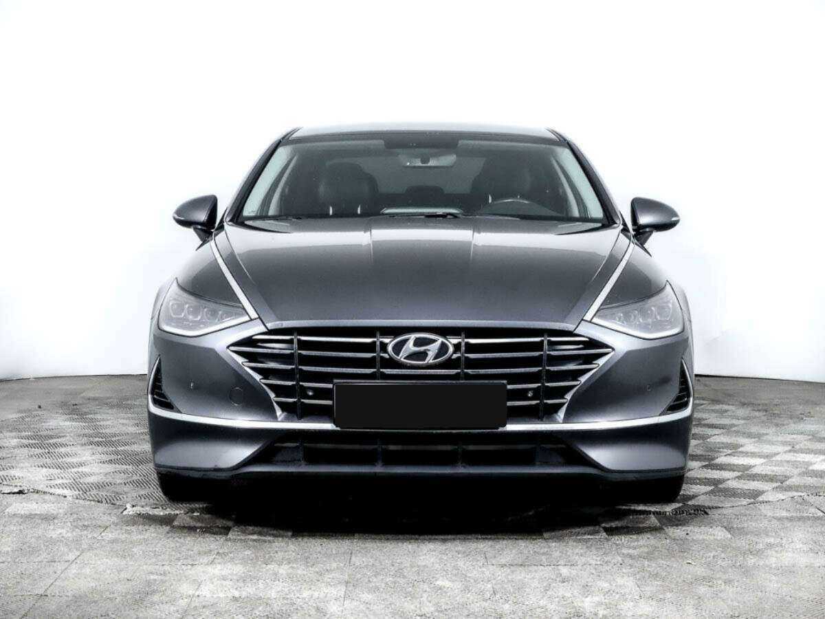 Hyundai Sonata с пробегом — 2020 год. Фото: #1