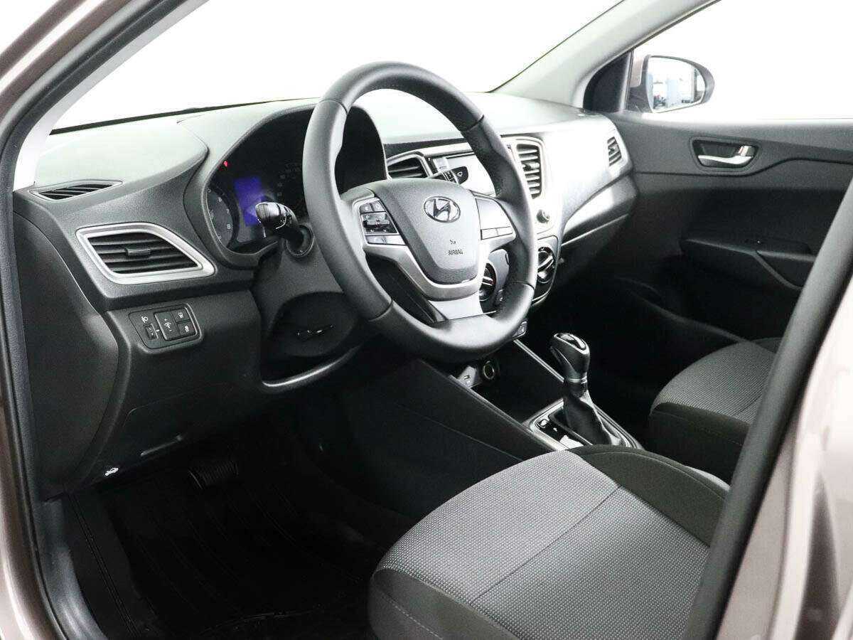 Hyundai Solaris с пробегом — 2020 год. Фото: #6