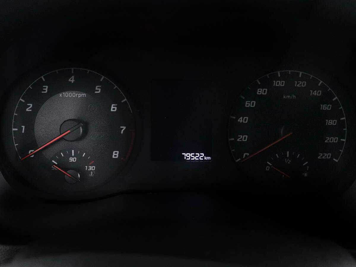 Hyundai Solaris с пробегом — 2020 год. Фото: #8