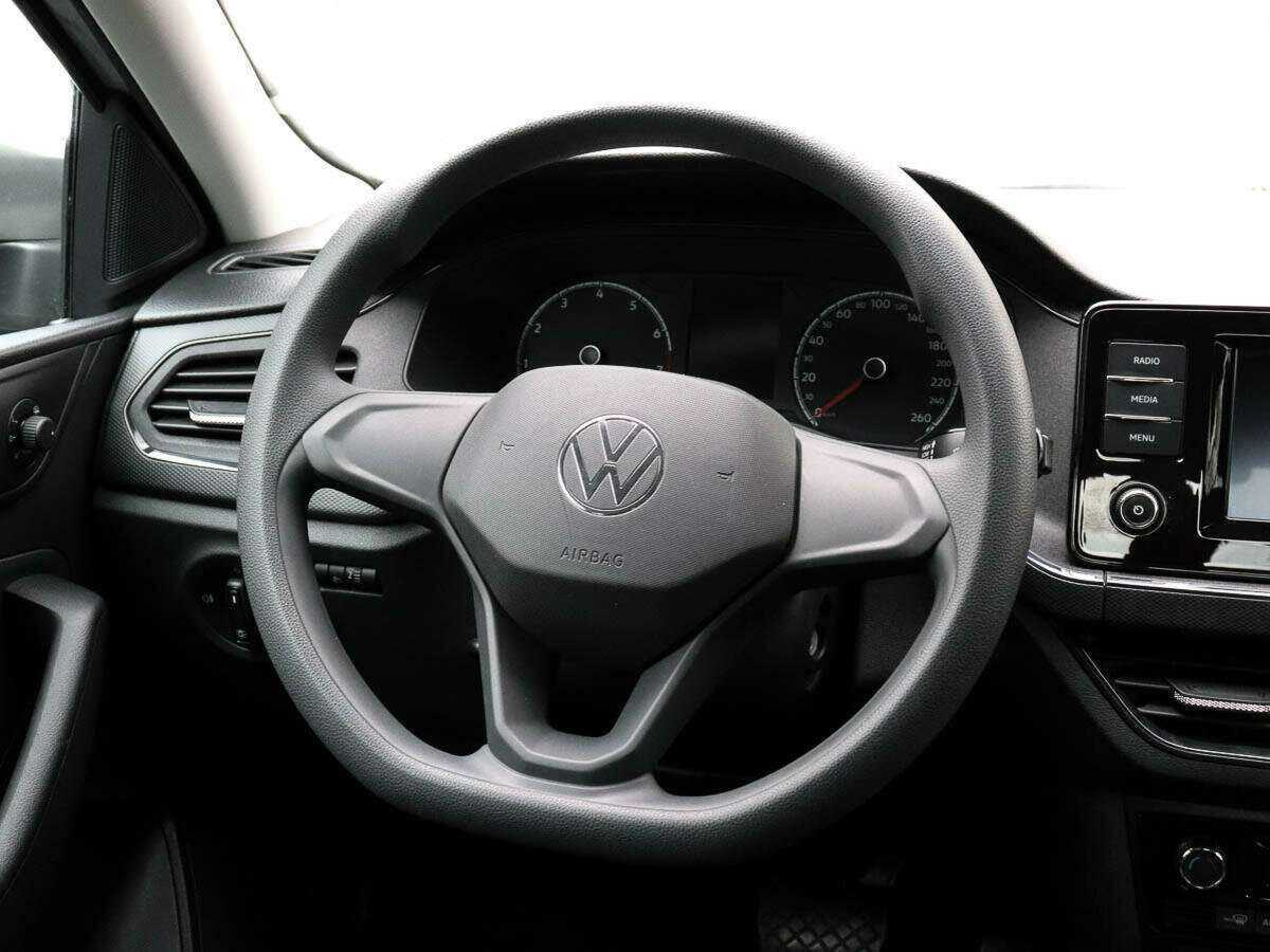 Volkswagen Polo с пробегом — 2020 год. Фото: #11