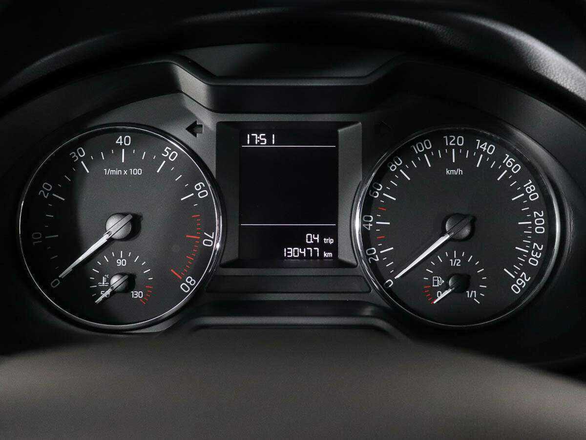 Skoda Octavia с пробегом — 2016 год. Фото: #8