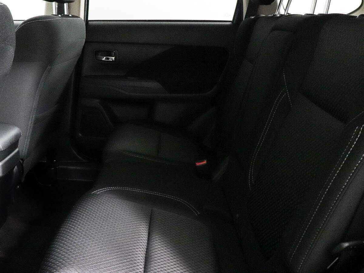 Mitsubishi Outlander с пробегом — 2021 год. Фото: #6