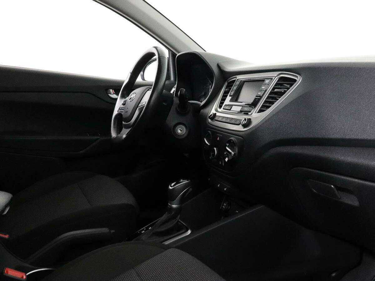 Hyundai Solaris с пробегом — 2021 год. Фото: #5