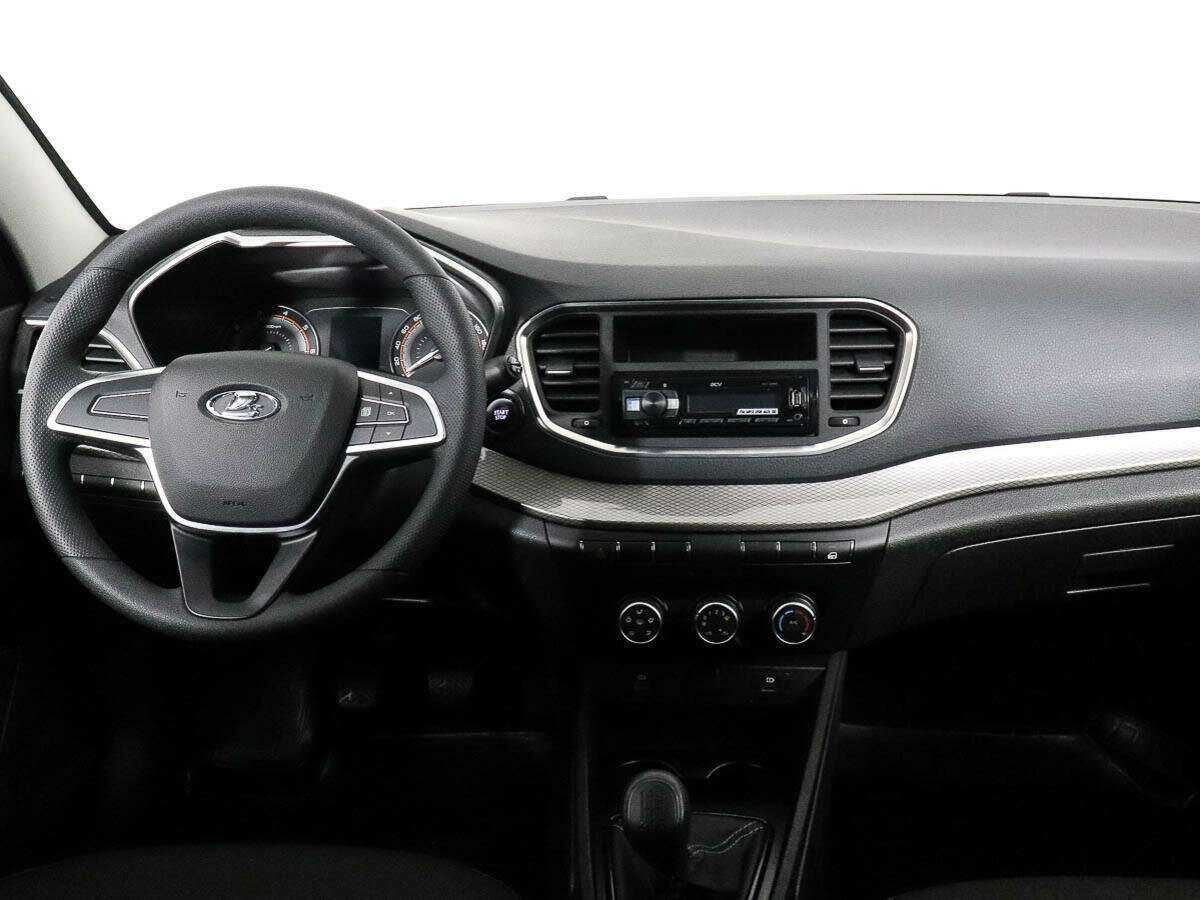 Lada (ВАЗ) Vesta с пробегом — 2023 год. Фото: #8