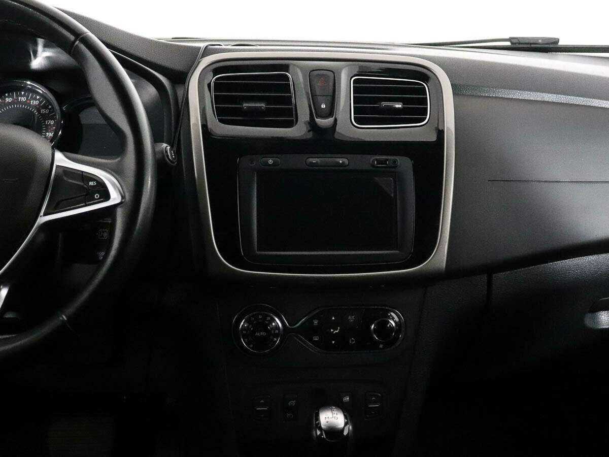 Renault Sandero с пробегом — 2020 год. Фото: #10