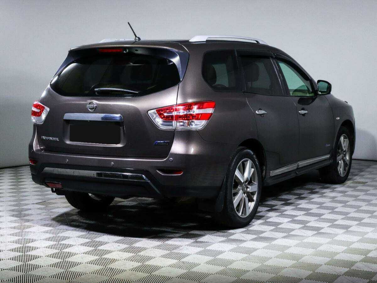 Nissan Pathfinder с пробегом — 2014 год. Фото: #3