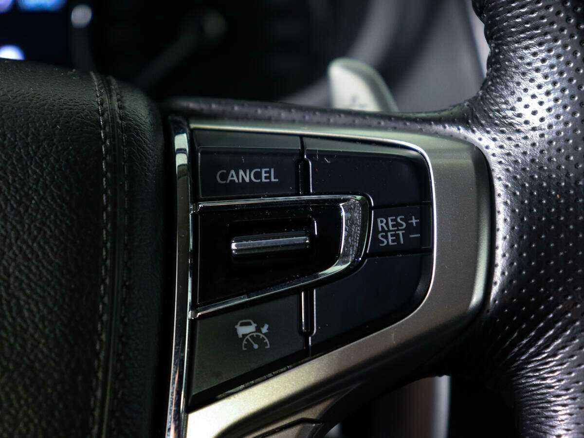 Mitsubishi Pajero Sport с пробегом — 2018 год. Фото: #23