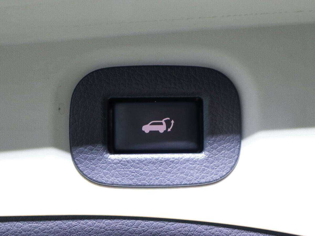 Nissan X-Trail с пробегом — 2015 год. Фото: #14