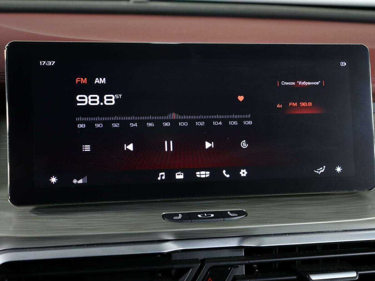 Geely Coolray с пробегом — 2023 год. Фото: #23