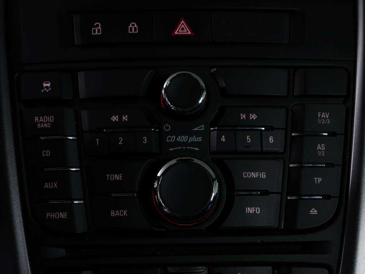 Opel Astra с пробегом — 2014 год. Фото: #18