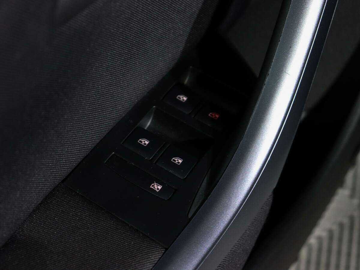 Opel Astra с пробегом — 2014 год. Фото: #14