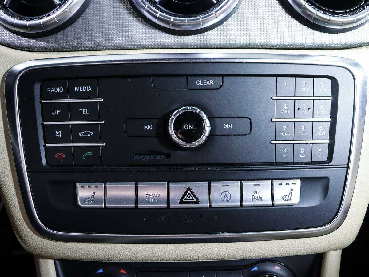 Mercedes-Benz CLA с пробегом — 2017 год. Фото: #17