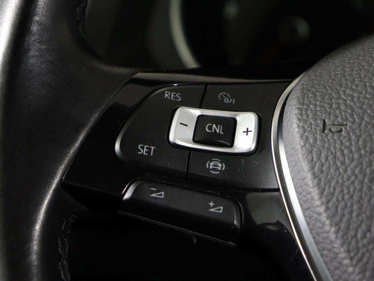 Volkswagen Tiguan с пробегом — 2020 год. Фото: #16