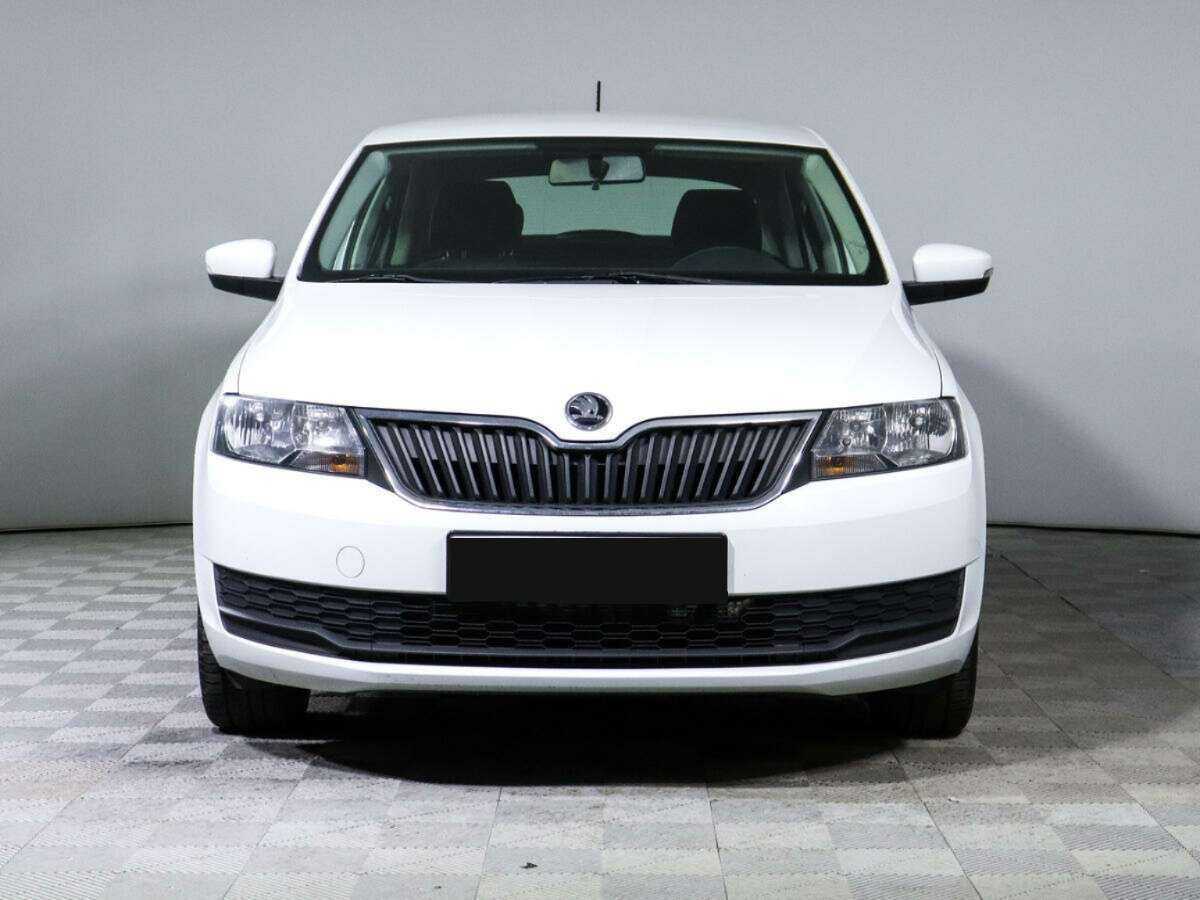 Skoda Rapid с пробегом — 2018 год. Фото: #1