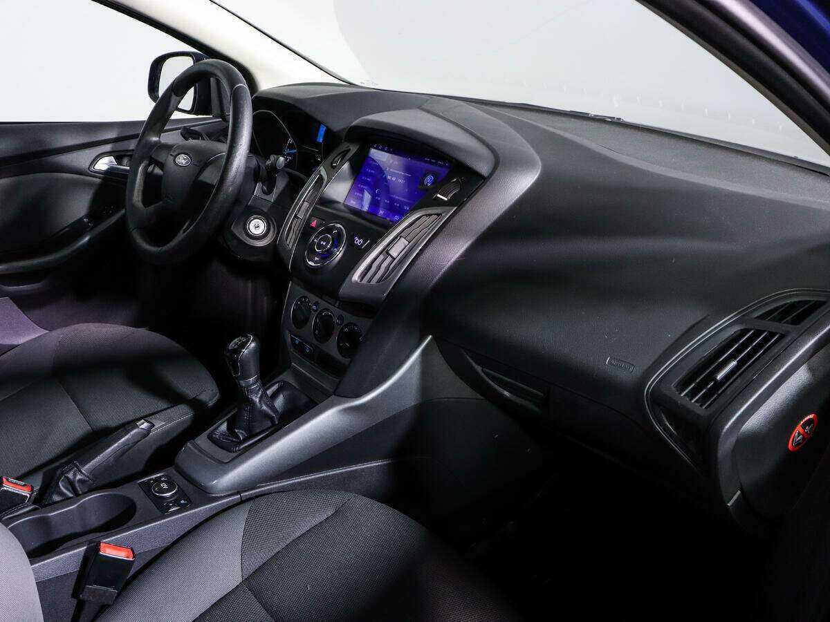 Ford Focus с пробегом — 2012 год. Фото: #8