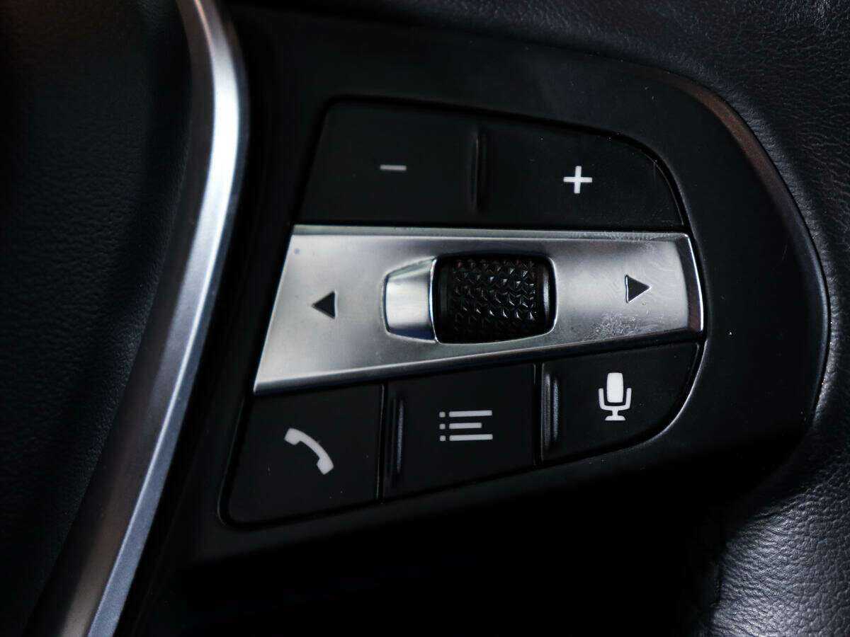 BMW 3 серии с пробегом — 2019 год. Фото: #19